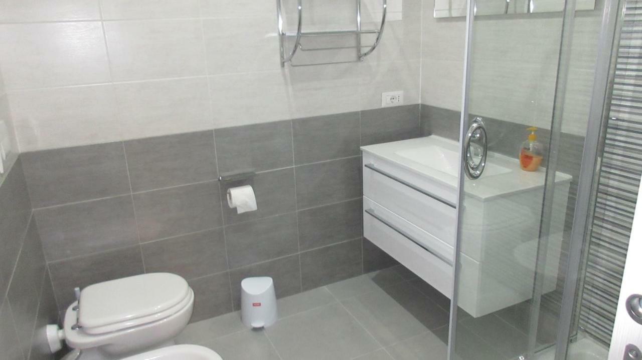 Bed&Bookofrome Apartment Ngoại thất bức ảnh