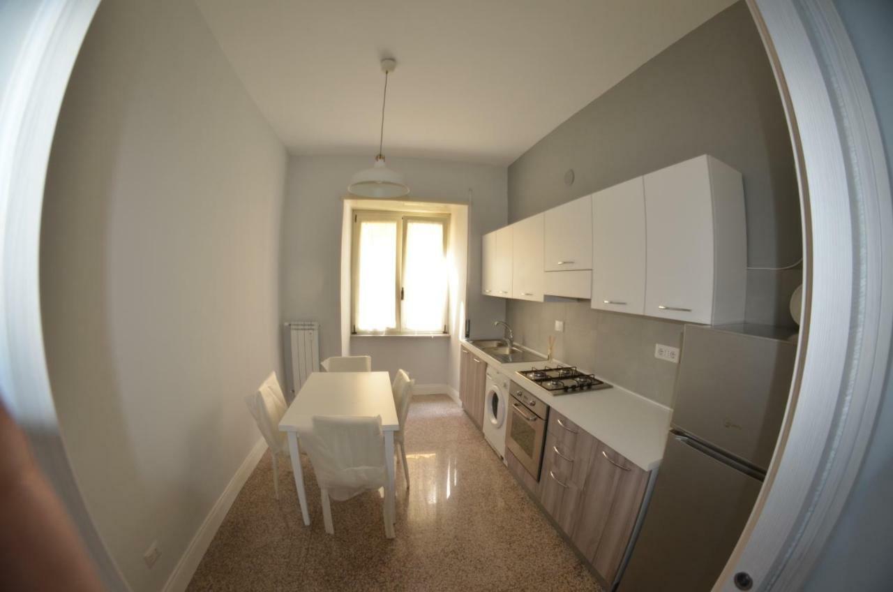 Bed&Bookofrome Apartment Ngoại thất bức ảnh