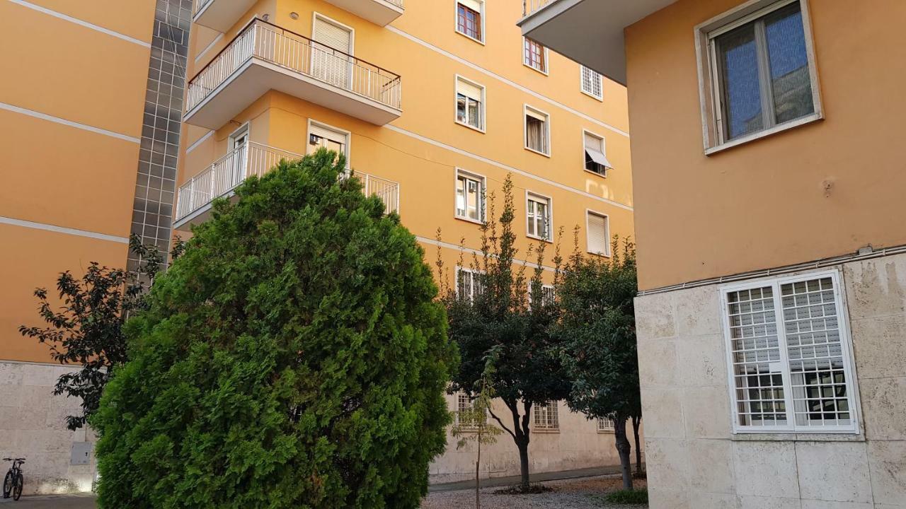 Bed&Bookofrome Apartment Ngoại thất bức ảnh
